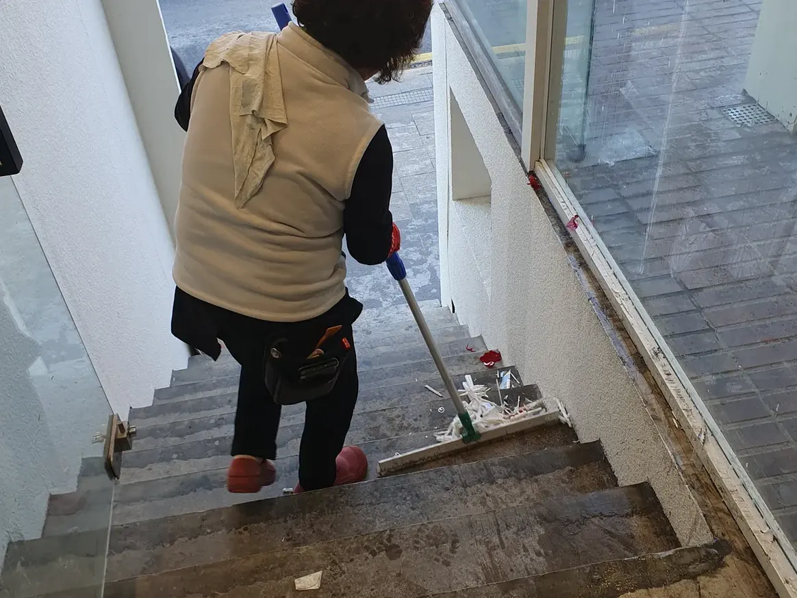 안산시 단원구 원곡동 건물 탕비실 직원 휴게공간 위생청소 사례 - 행진크린